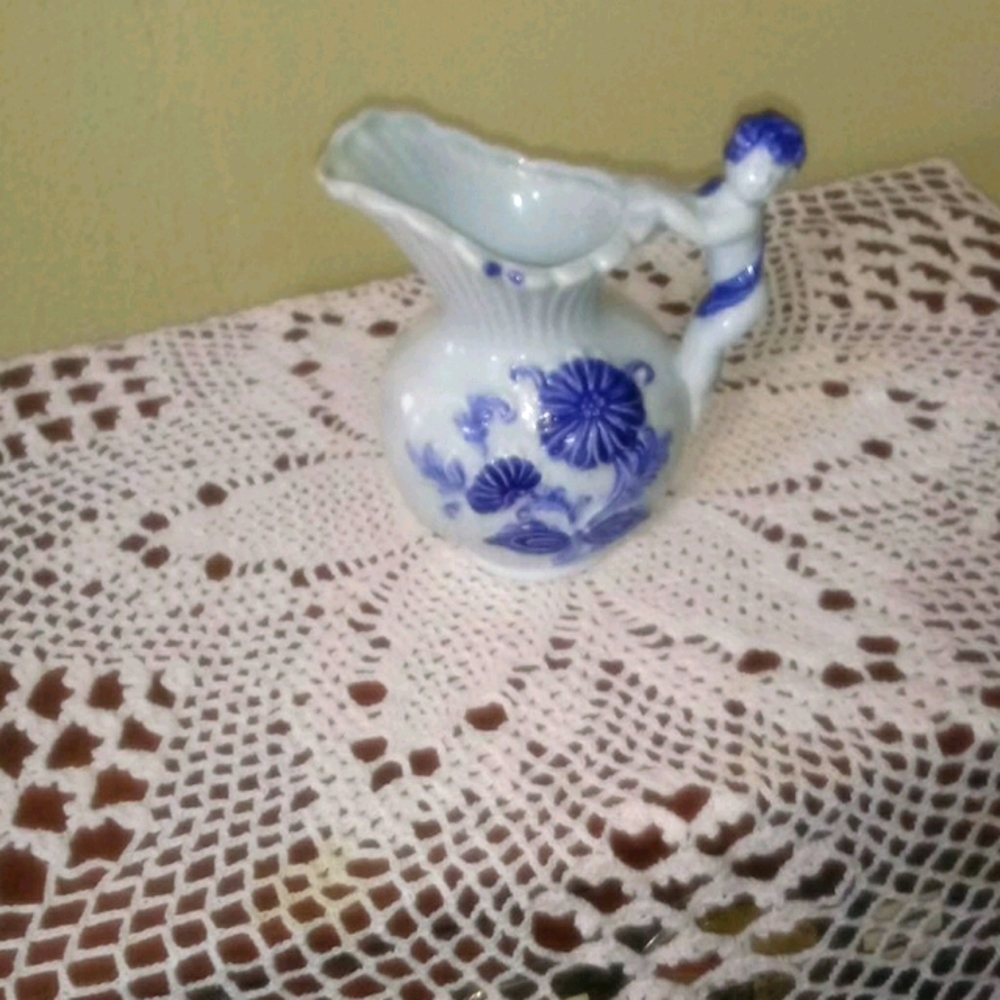 cream pitcher